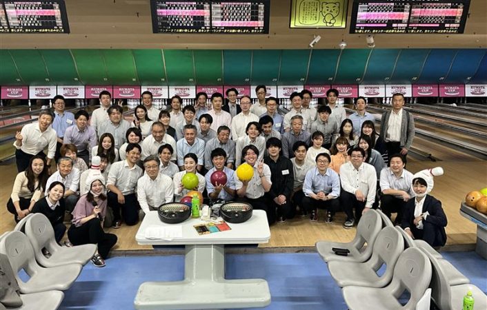新入社員の歓迎と気持ちよく体を動かすコミュニケーションスポーツ大会～ボウリング編～
