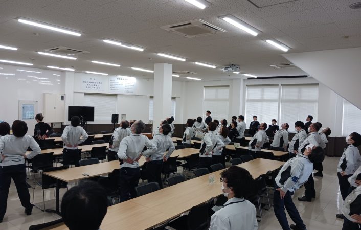 毎朝のラジオ体操でスイッチオン！さまざまなスポーツ同好会活動でスポーツを身近に！
